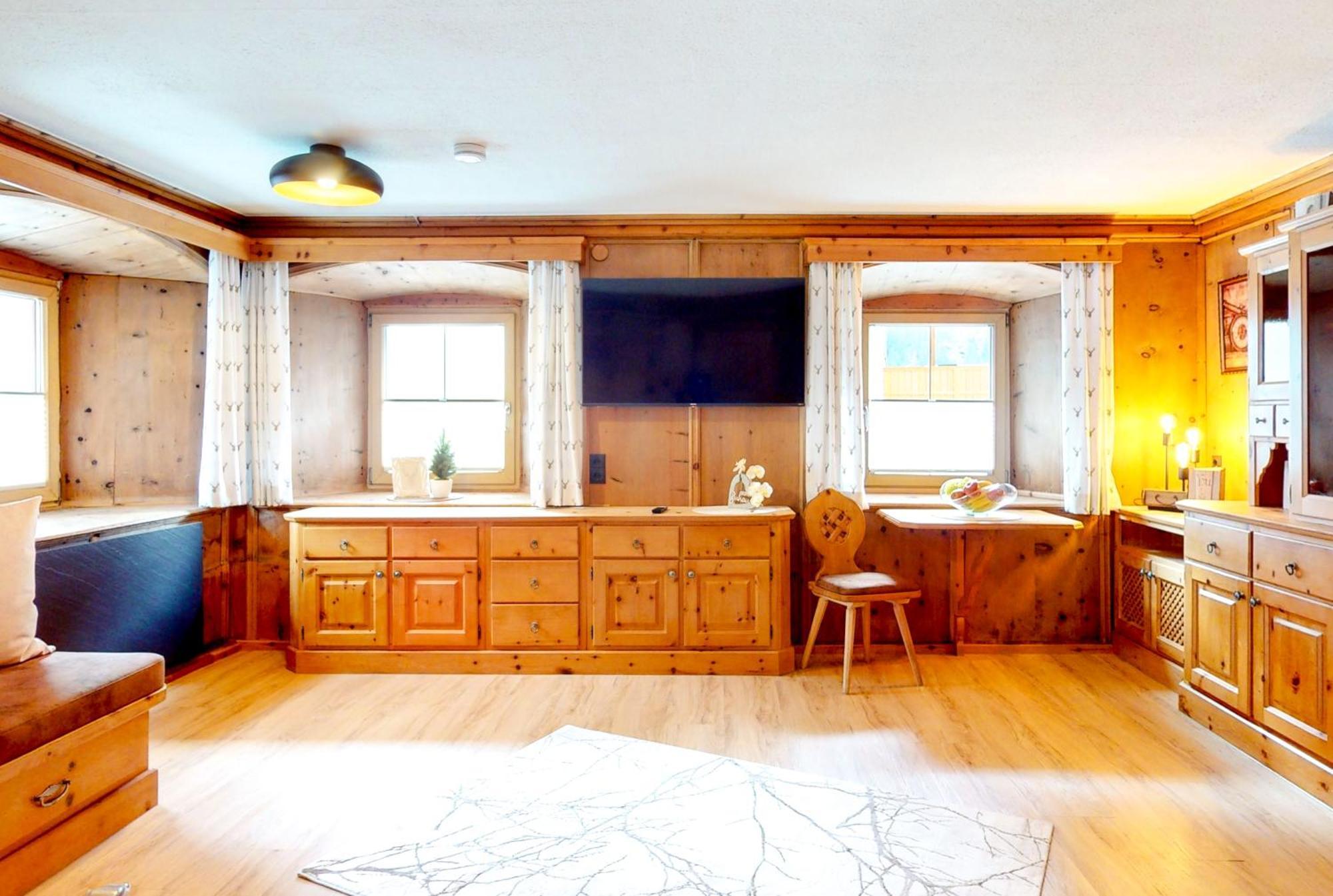 Ferienhaus Hennewinkl Oetz Bagian luar foto